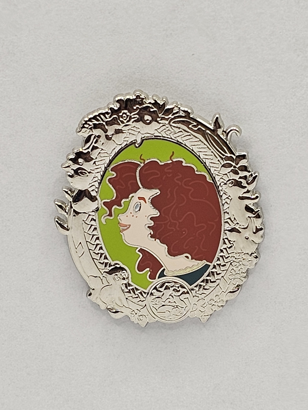 Disney Authentic Disney Princess Merida Cameo Portrait Single Pin 2024 - Picture 3 of 5
